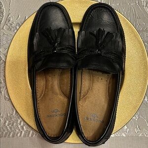 Men’s Black Leather Tassel Loafers by Dockers; Size 11 Medium; Like New!